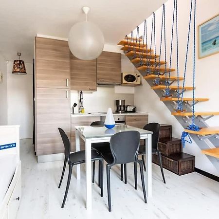 Le Capucin - Petit Duplex Avec Place De Parking ดีนาร์ ภายนอก รูปภาพ